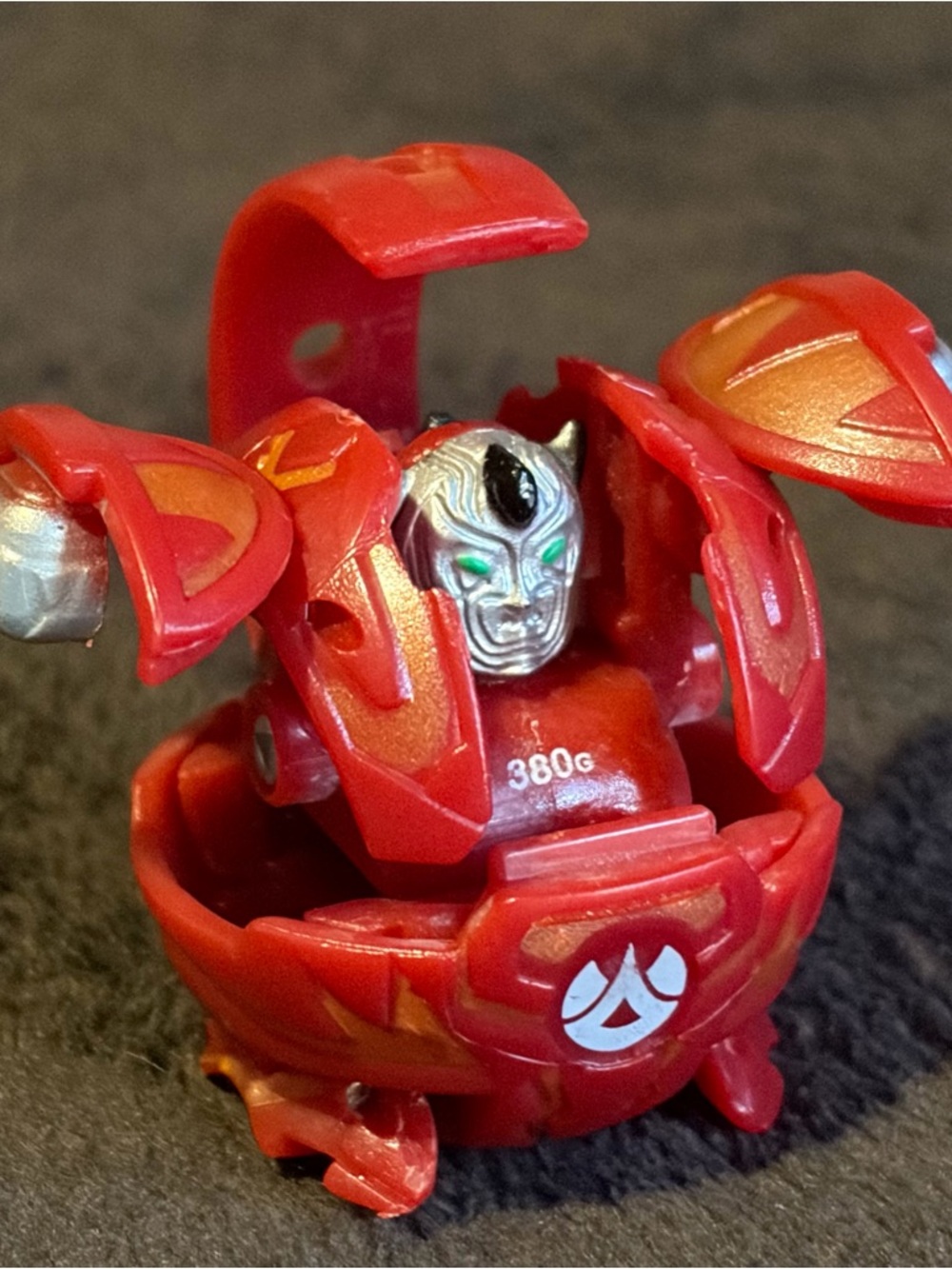 Bakugan Pyrus Warius 380G